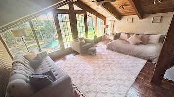 3 quartos, ferros/tábuas de passar roupa, Wi-Fi de cortesia