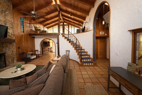 Architectural Garden Retreat