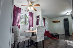 Interior - Cottages #7 Tree Tops, 2 Bedroom Cottage (Lake City)