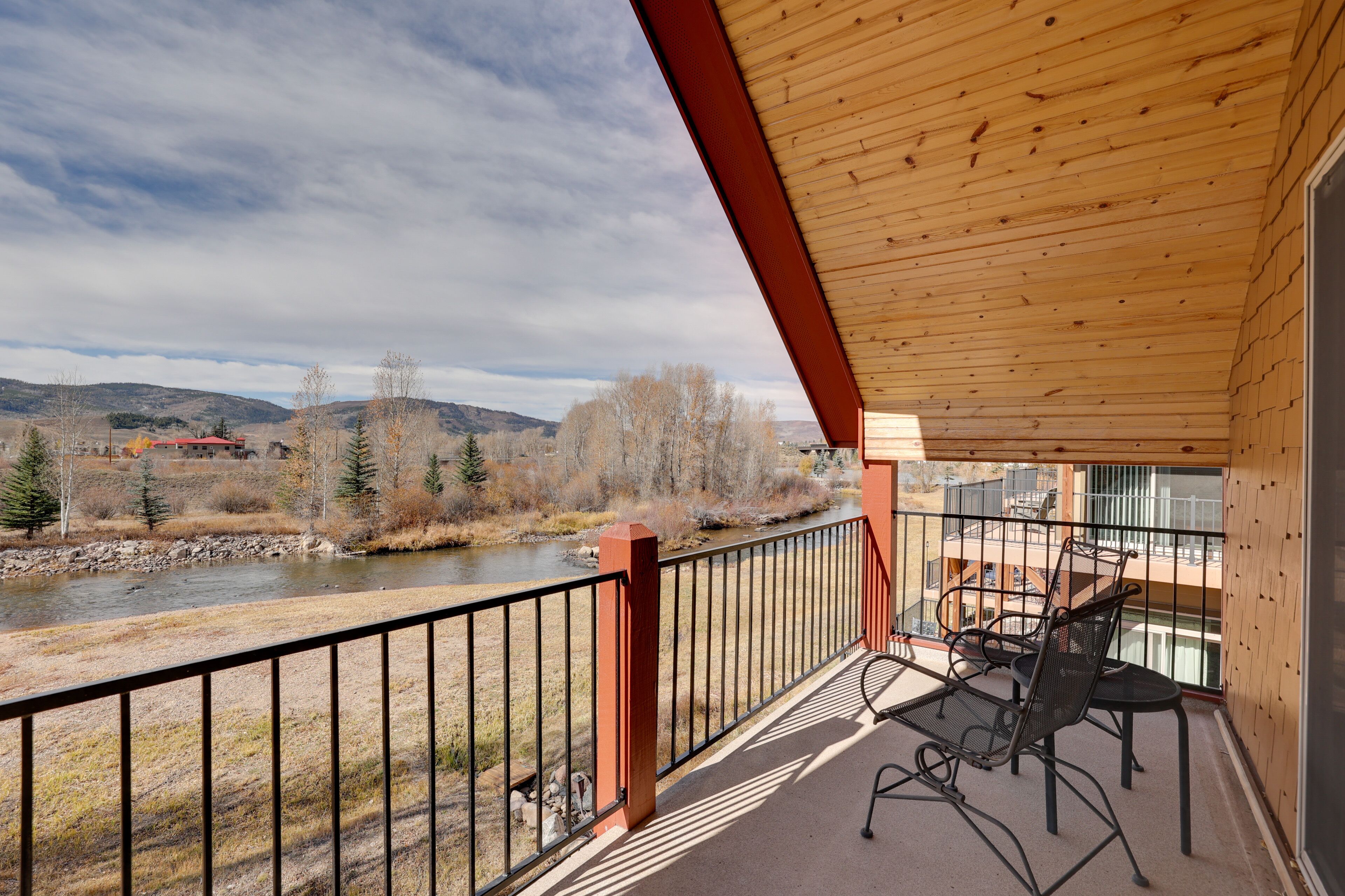 Granby Riverfront Cabin w/ Deck & Mountain View!