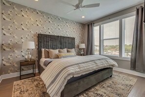 8 bedrooms, iron/ironing board, WiFi, bed sheets
