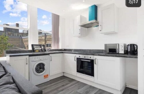 Bradford City Centre Apartment 2