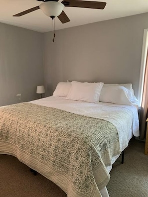 WiFi, bed sheets