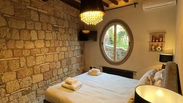 7 camere, ferro/asse da stiro, culla da viaggio, Wi-Fi