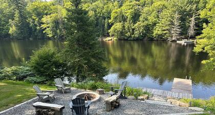 Fairytale cottage for unforgettable getaways on Muskoka river
