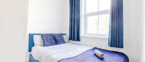 1 chambre, fer et planche à repasser, Wi-Fi, draps fournis