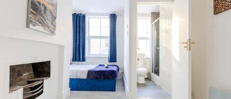 1 間睡房、熨斗/熨衫板、Wi-Fi、床單