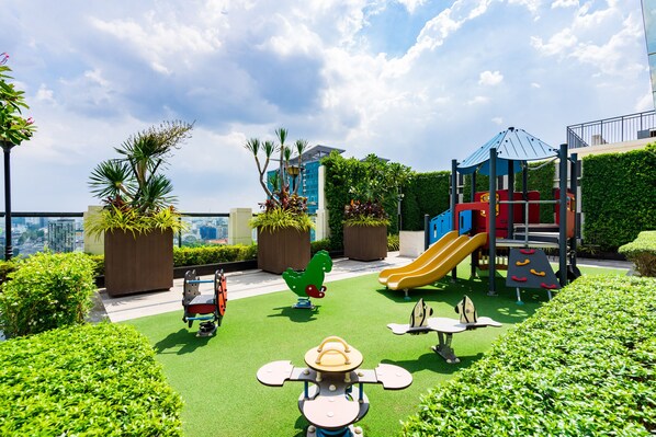 Children's area - The Rixx Spectacular Apartment in D1/gym/pool/Netlix/3bedrooms/bathtub/security (Thành phố Hồ Chí Minh)