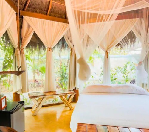 OMA Cancun Holistic Healing Center