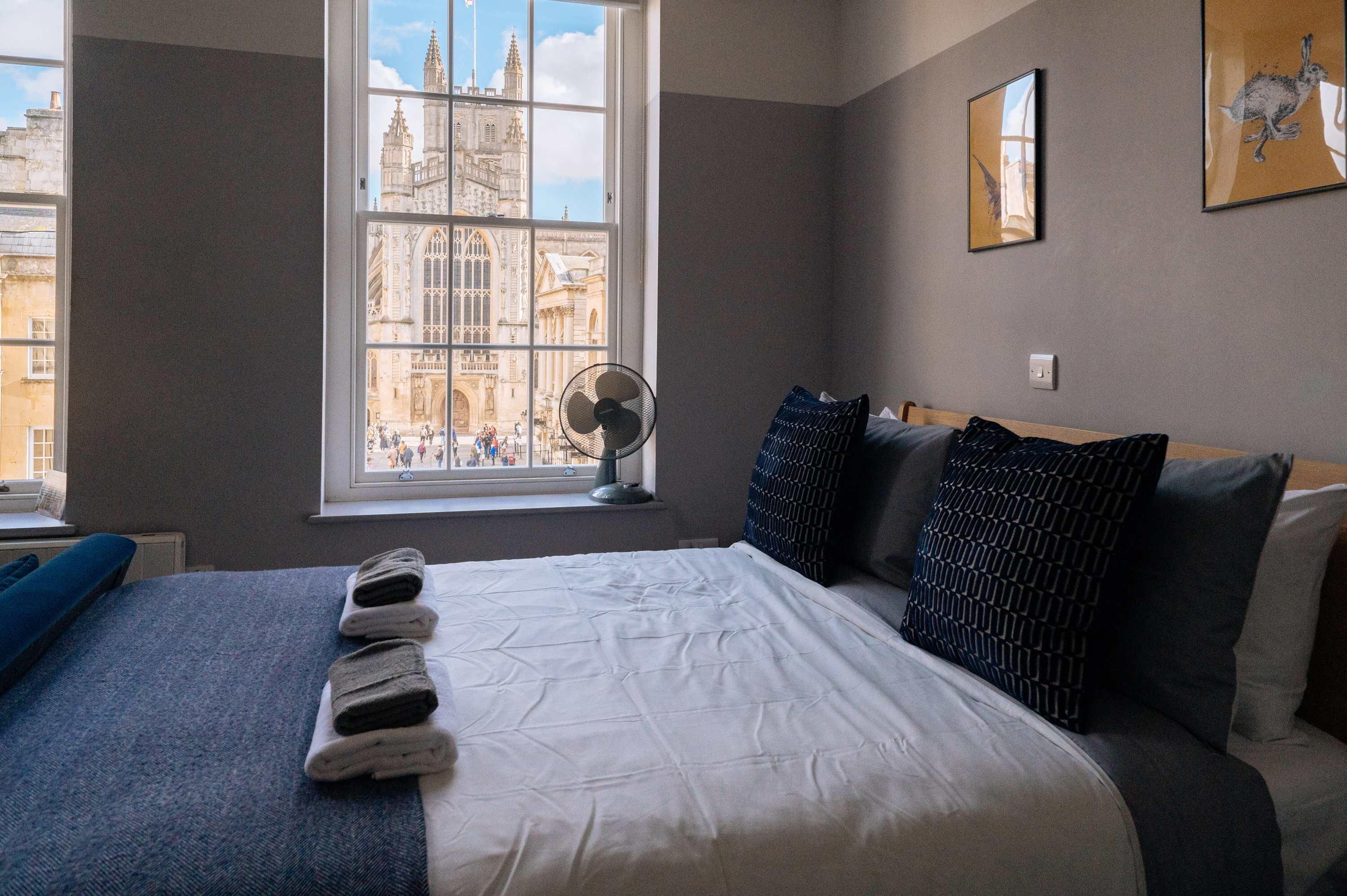 1 bedroom, iron/ironing board, internet, bed sheets