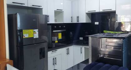 !A 5 minutos del Aeropuerto! condominio familiar