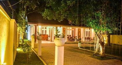 Ace Boutique Airport