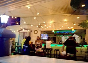 Bar (en la propiedad)