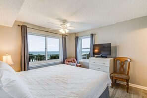 2 Schlafzimmer, Bügeleisen/Bügelbrett, Bettwäsche