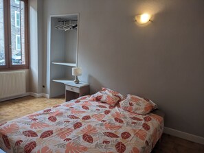 4 Schlafzimmer, Bettwäsche