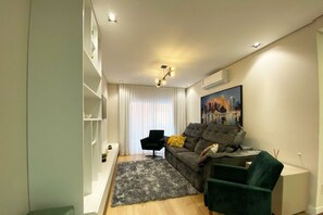 Basic Apartment | Living area - Apartamento Loft 235 no Centro de Canela (Canela)