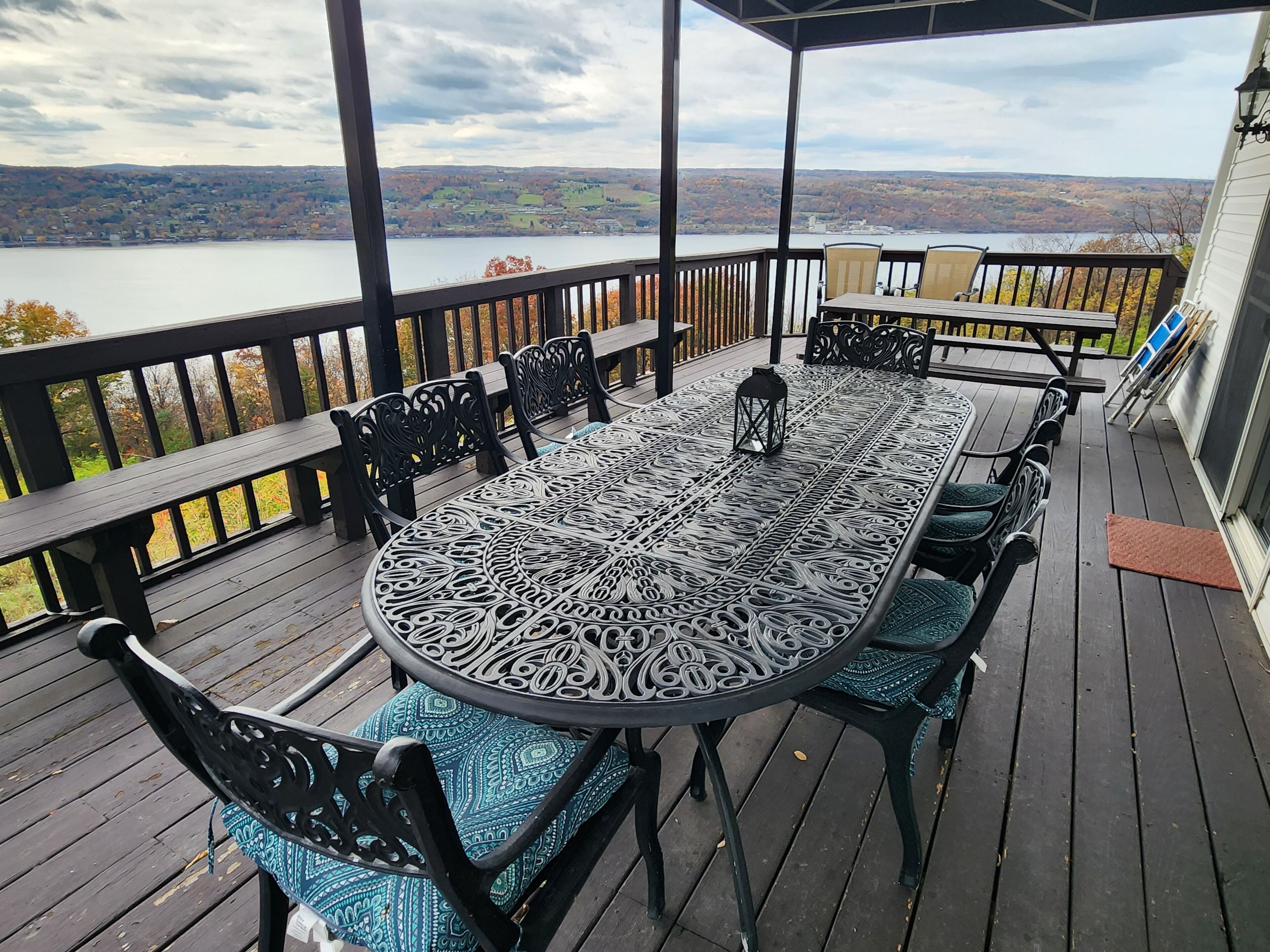 Amazing Family Home overlooking Seneca Lake and Watkins Glen