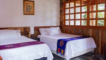 6 Schlafzimmer, Bügeleisen/Bügelbrett, Reisekinderbett, kostenloses WLAN