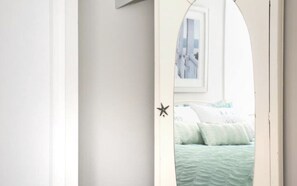 4 slaapkamers, een strijkplank/strijkijzer, wifi, beddengoed