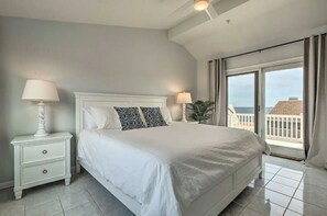 4 bedrooms, iron/ironing board, WiFi, bed sheets - Bethany Townhome-50ft to Shore! (Bethany Beach)