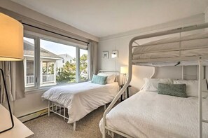4 chambres, fer et planche à repasser, Wi-Fi, draps fournis