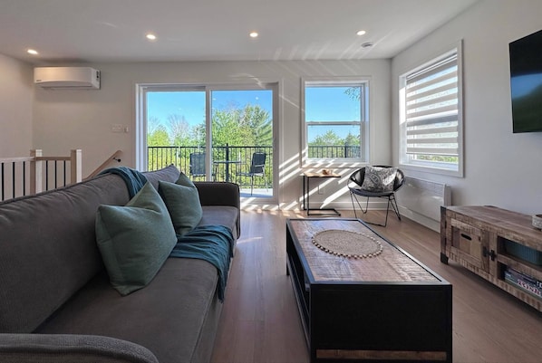 Smart TV, books - Condo à Mont-blanc Près des Pistes (Mont-Blanc)