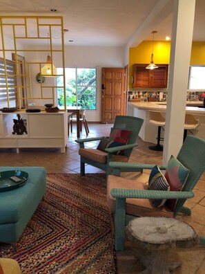 Interior - 3-Bedrm Home, King Beds, 3Min Walk to Beach, Rooftop Terrace & Pool, Restaurants (Puerto Morelos)