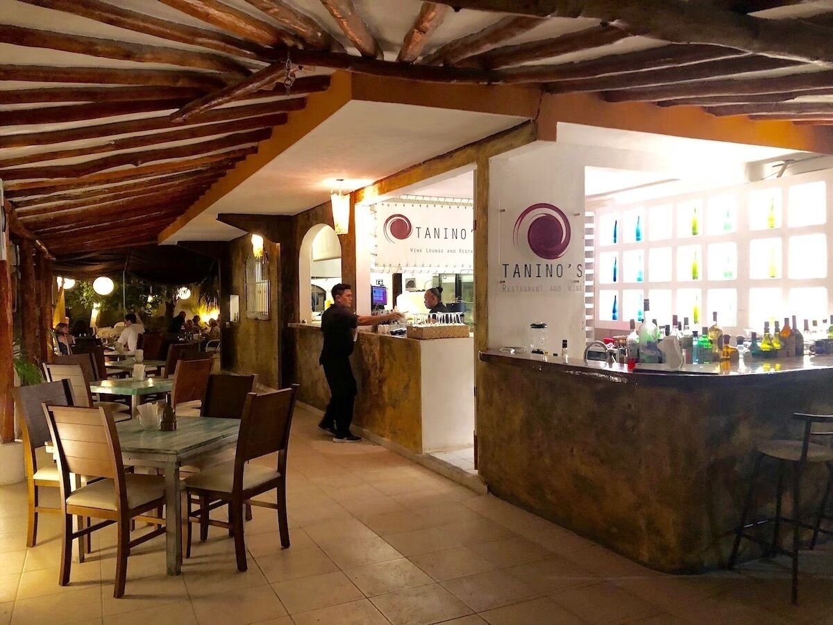 Bar (en el alojamiento)