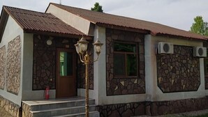 Unclassified image, 2 of 4, button - Qusar Qala Hotel (Qusar)