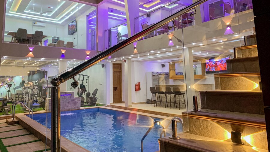 Kings Villagio Hotel