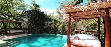 屋外プール、温水プール