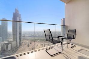 Appartement Sénior, 1 trÚs grand lit, vue ville | Balcon