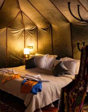 Bed sheets, wheelchair access - The White Camp Merzouga & Erg Chebbi (Rissani)