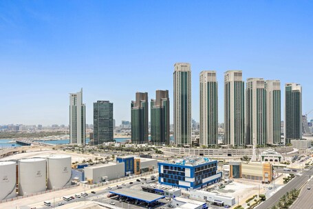 Silkhaus Julphar Tower, Al Reem Abu Dhabi - Image 18