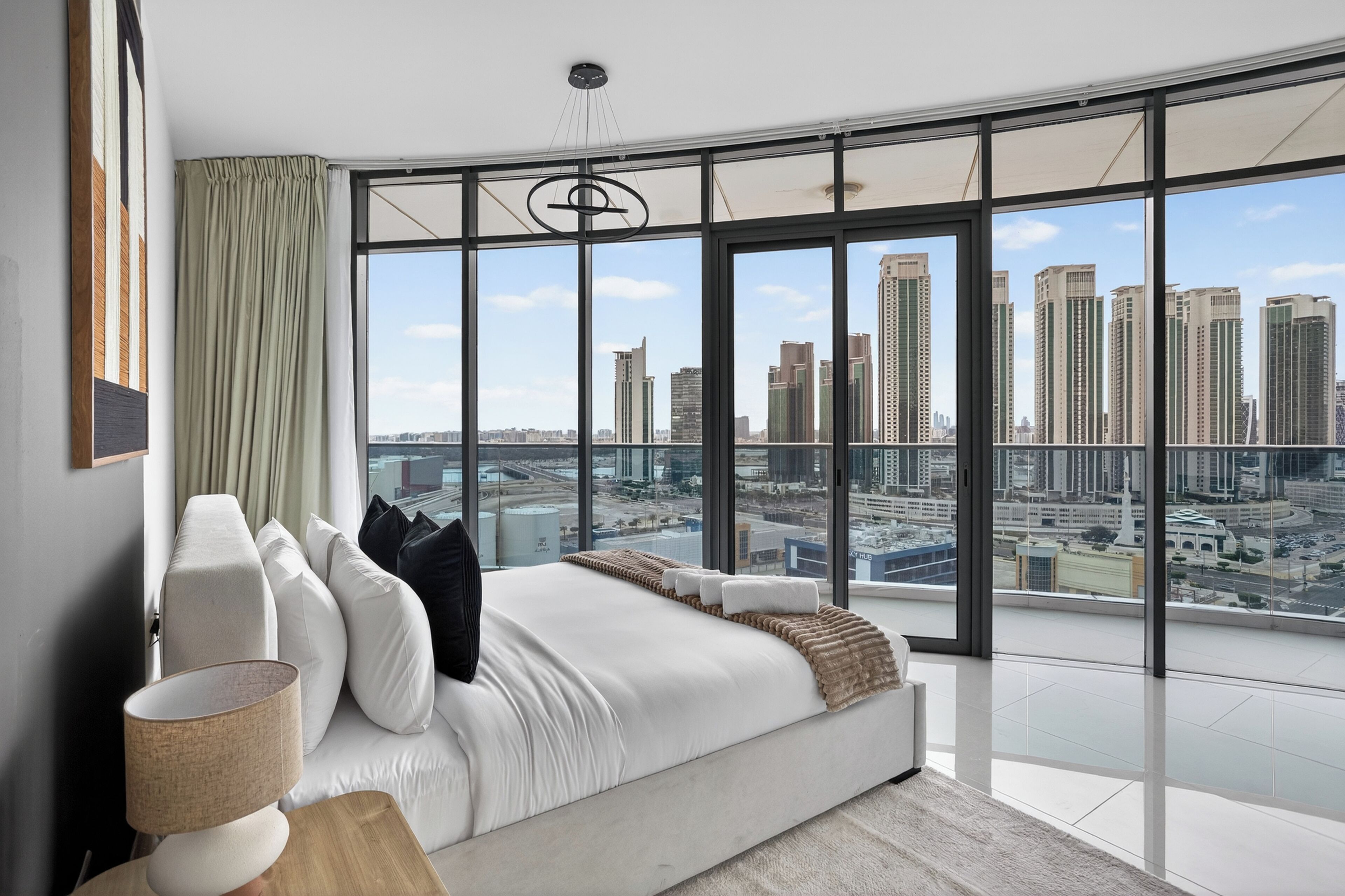 프레지덴셜 아파트 | 이집트산 면 시트, 고급 침구, 객실 내 금고, 각각 다른 스타일의 인테리어