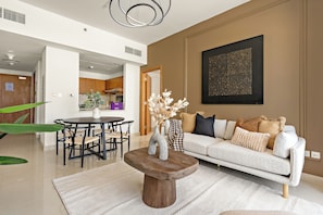 Living area - Silkhaus Julphar Tower, Al Reem Abu Dhabi (Abu Dhabi)