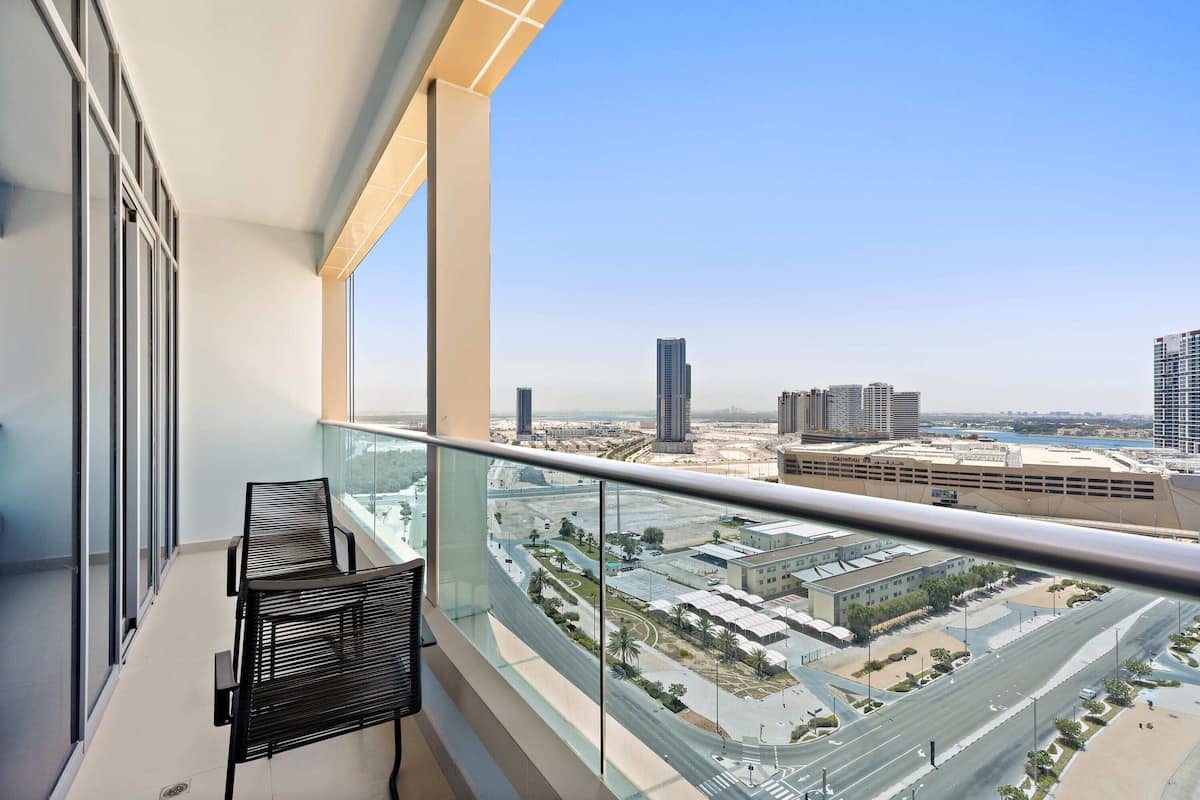 Family Apartment | Balcony