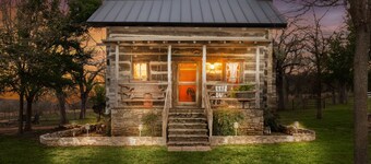 Coco’s Cabin at the Lucky S