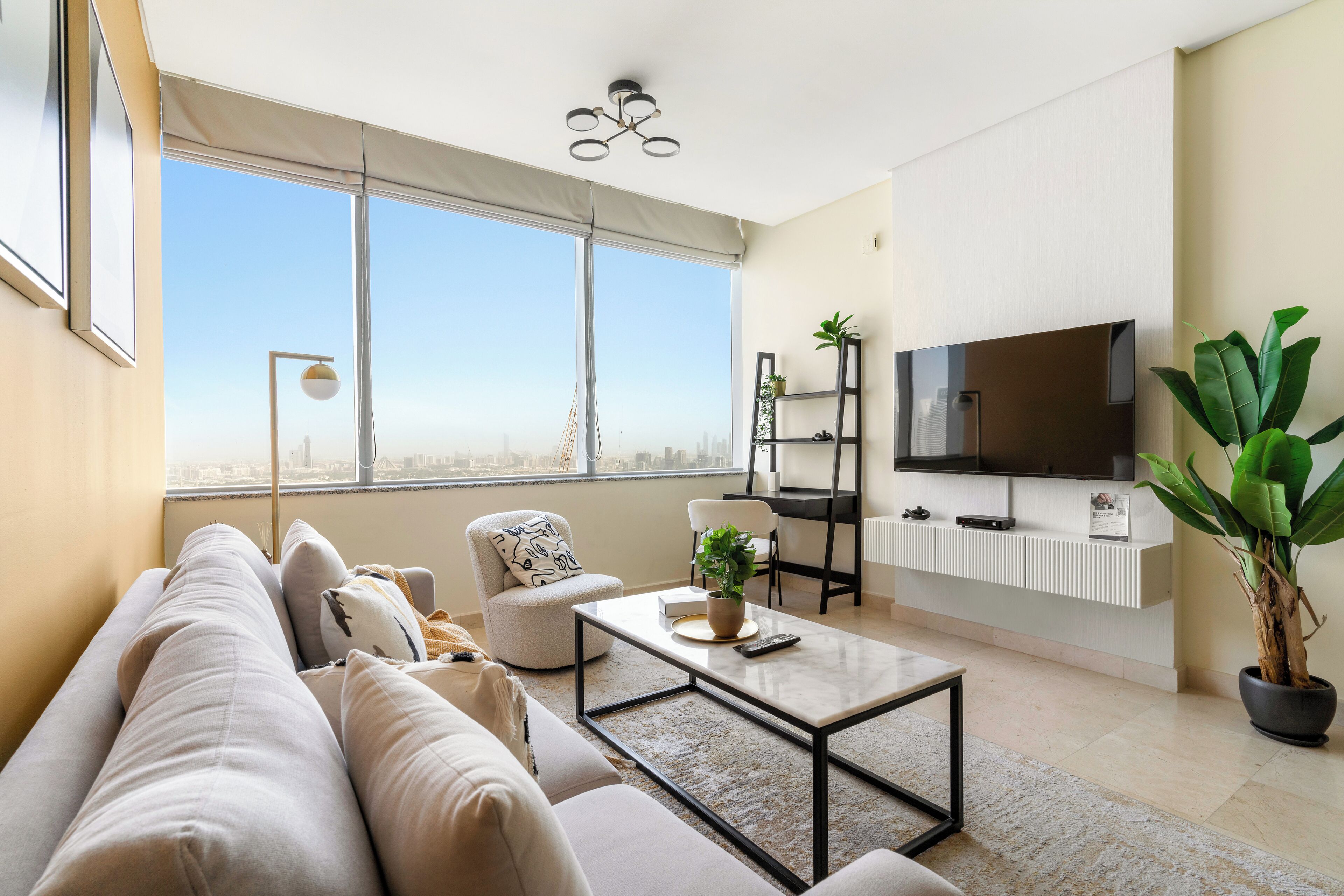 Exclusive Apartment | Living area