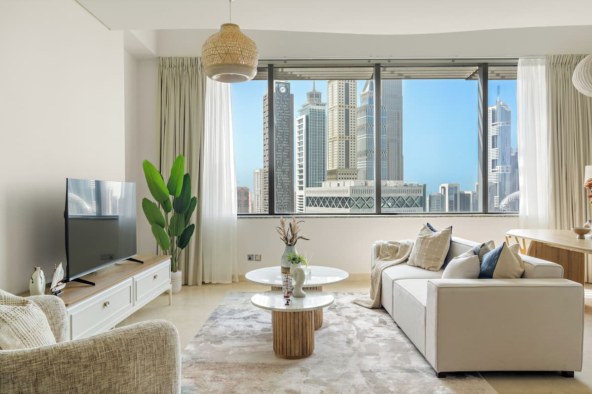 Apartemen Klasik, pemandangan kota | Area keluarga | Smart TV 50-inci dengan saluran TV digital