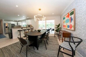 Dining - Naples Heated Olypmic Pool Retreat Near Mercado & Vanderbilt Beach (Naples)