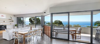 Sundance - Family friendly holiday home in Nelson Bay with ocean views