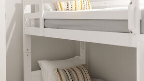 2 bedrooms, iron/ironing board, travel crib, free WiFi