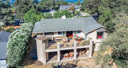 Large Garden Suite with private entrance and two bathrooms 17-0015