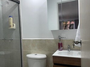 Hårtørrer, håndklæder, Sæbe, Shampoo