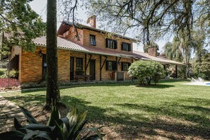 Front of property - Malbec Casa Hotel (Bento Gonçalves)