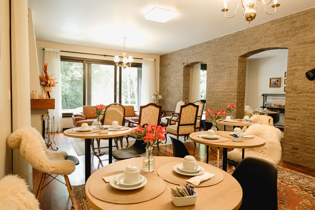 Área de estar no saguão