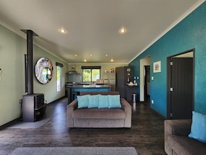 تلفزيون، مدفأة