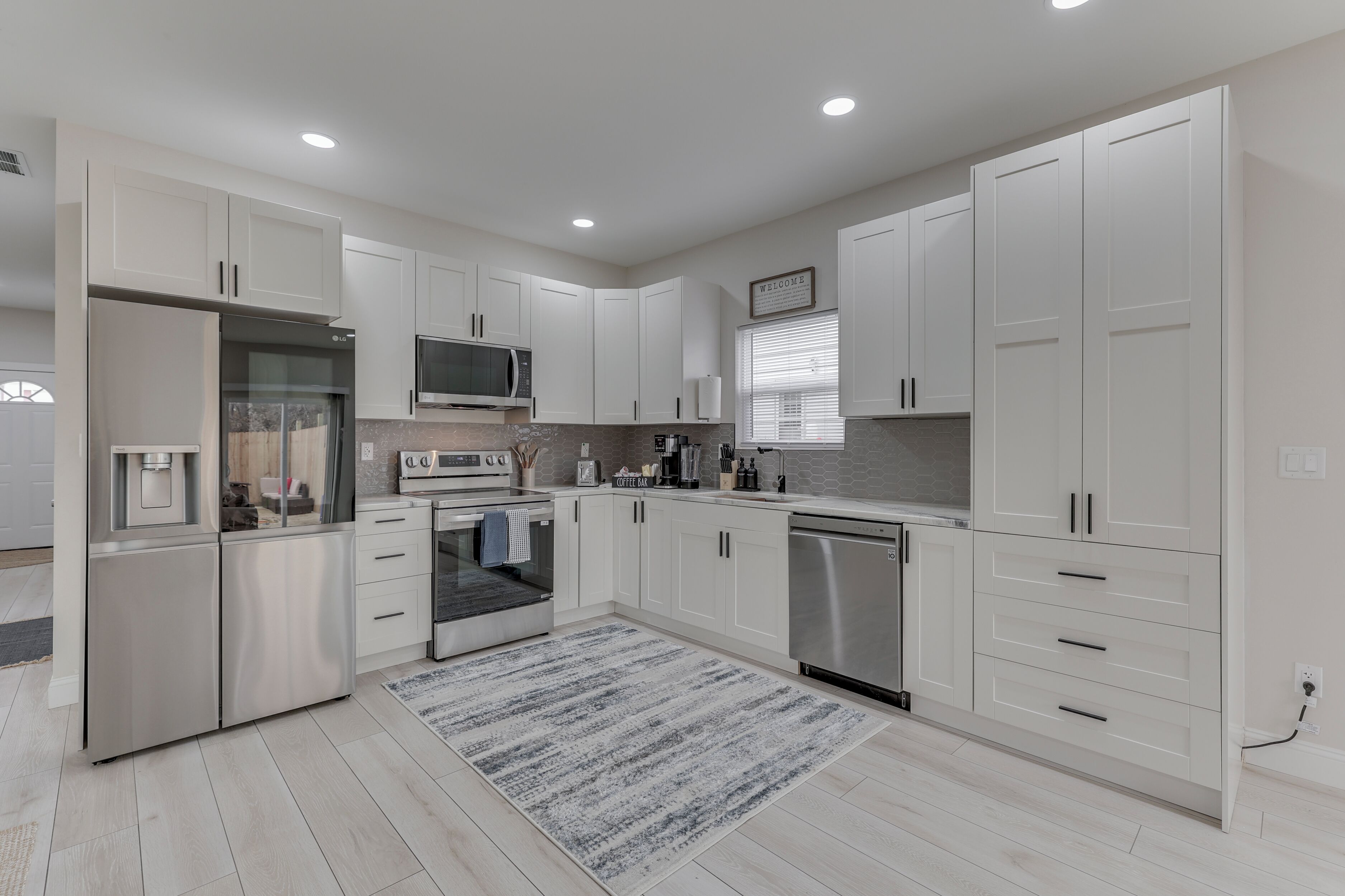 Microwave, oven, stovetop, dishwasher