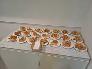 Free daily continental breakfast  - Hotel BA Congreso (Buenos Aires)